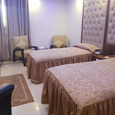 Hotel Shalimar Равалпинди Екстериор снимка