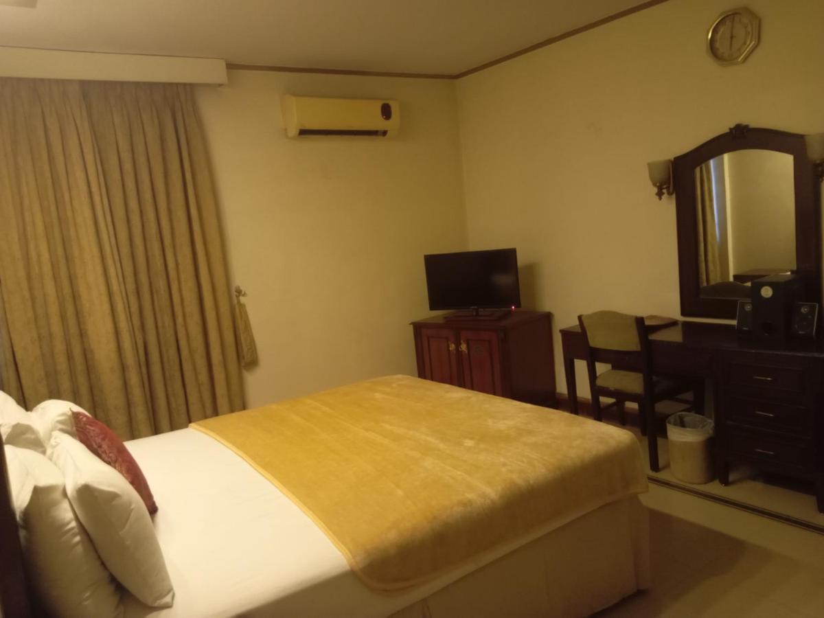 Hotel Shalimar Равалпинди Екстериор снимка
