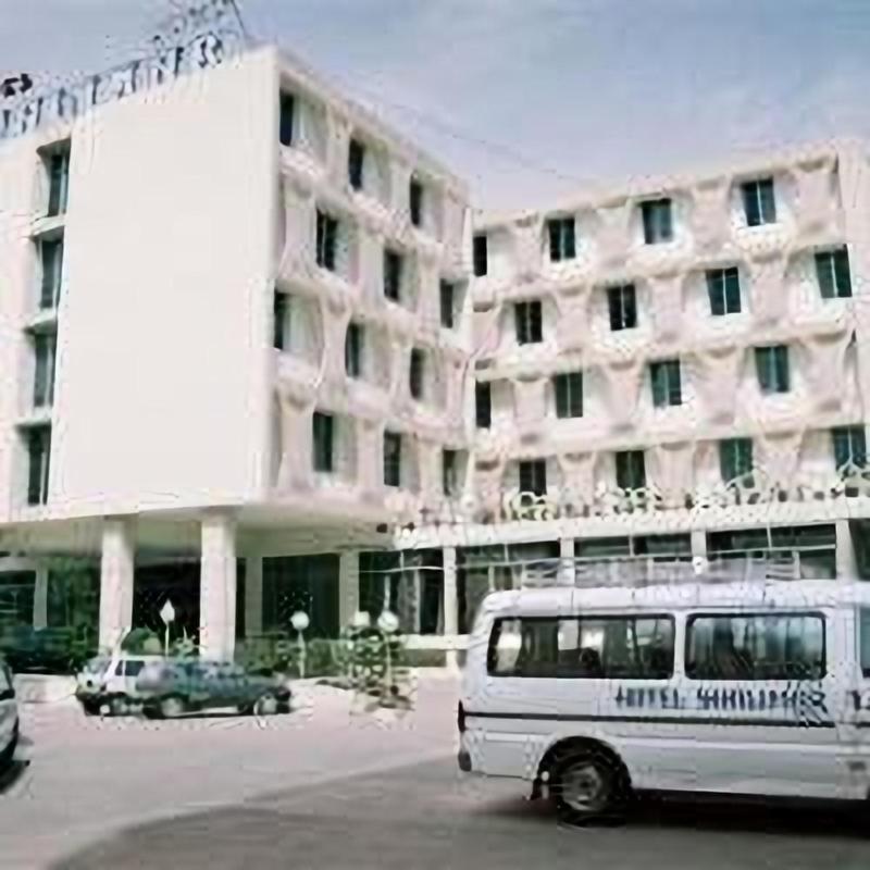 Hotel Shalimar Равалпинди Екстериор снимка