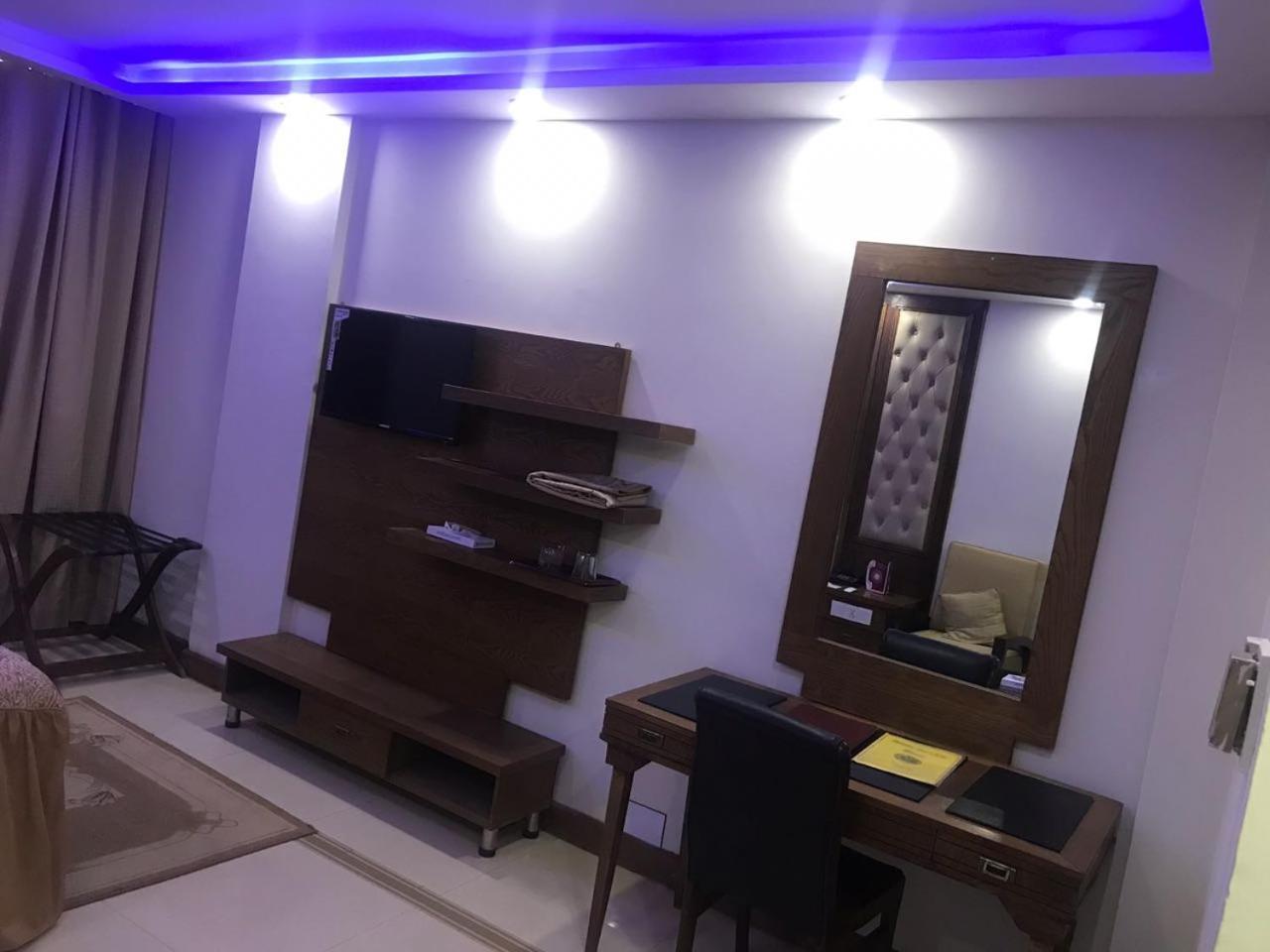Hotel Shalimar Равалпинди Екстериор снимка